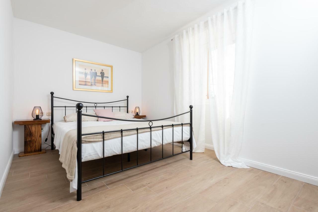 Villa Santa Eufemia Sutomiscica Ngoại thất bức ảnh